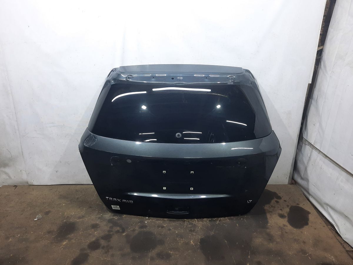 Trax. Кришка багажника Chevrolet Trax 2015-2021 95389034 Chevrolet Trax