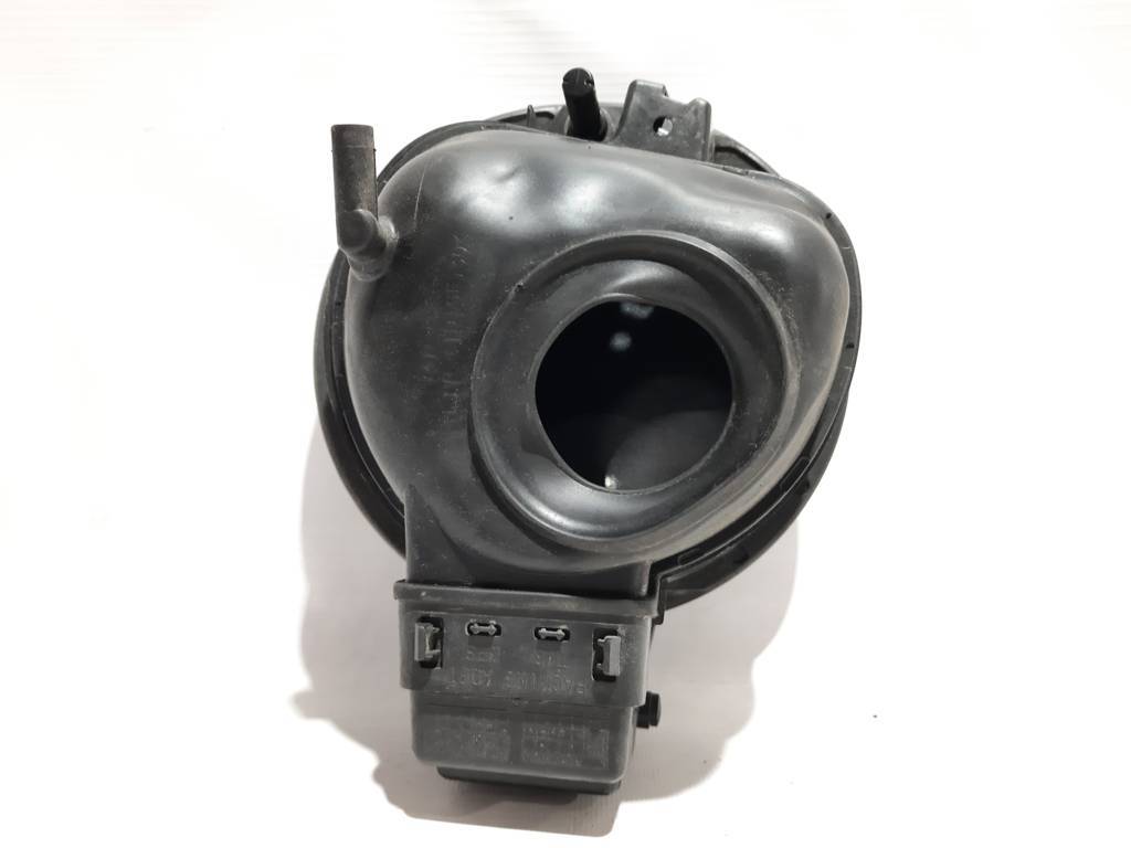 Insight Лючок бензобака Honda Insight 2010-2014 74480-TM8-A01ZD Honda Insight 6