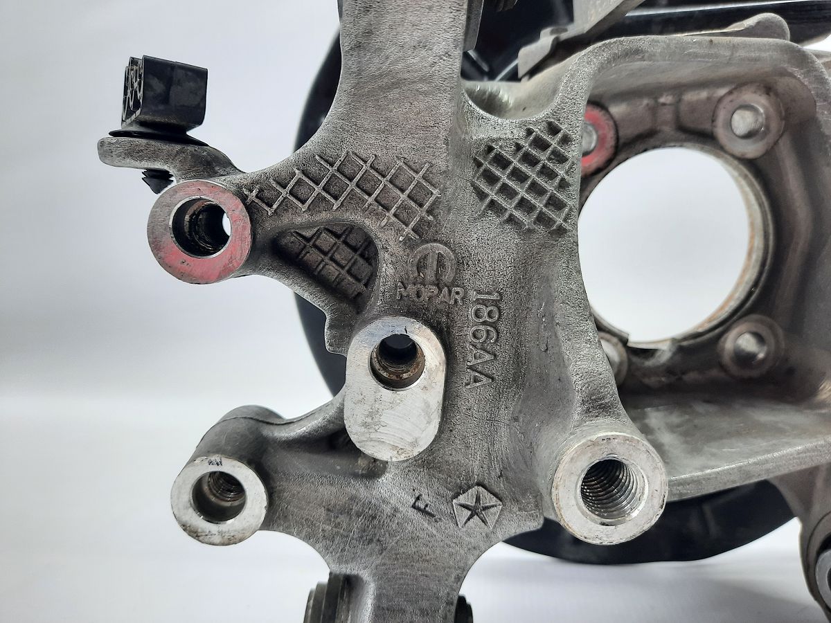 200 limited Поворотний кулак задній правий Chrysler 200 Limited 2015-2017 68200070AD Chrysler 200 Limited 16