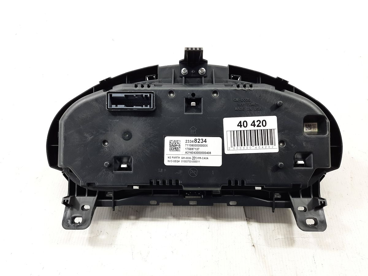 Regal Панель приборов Buick Regal 2016 39062623 Buick Regal 3