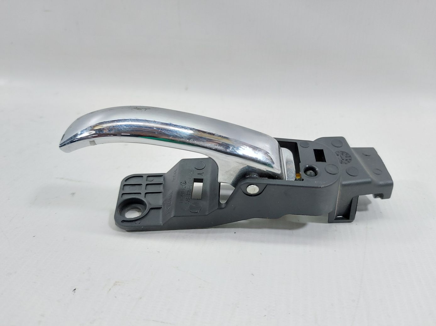 Avenger Ручка дверей передньої лівої внутрішня (хром) Dodge Avenger 2011-2014 1TR15SZ0AA Dodge Avenger 3