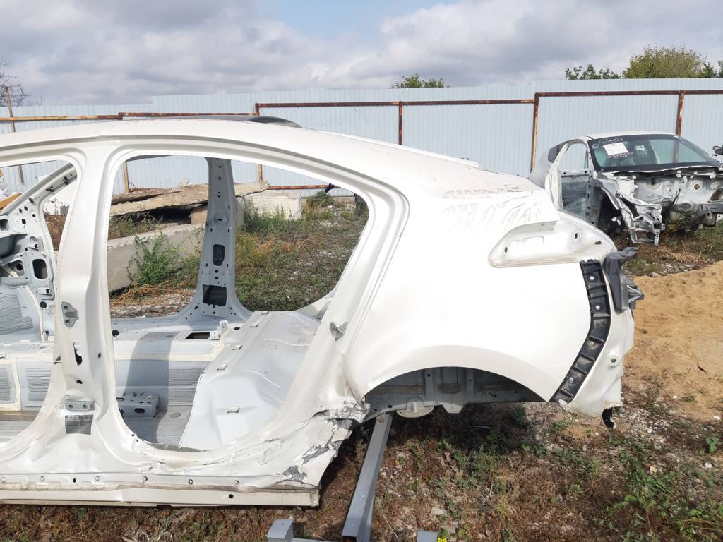 Volt. Кузов голий (можна різати) Chevrolet Volt 2012 20968384 Chevrolet Volt Volt. Кузов голий (можна різати) Chevrolet Volt 2012 20968384 Chevrolet Volt