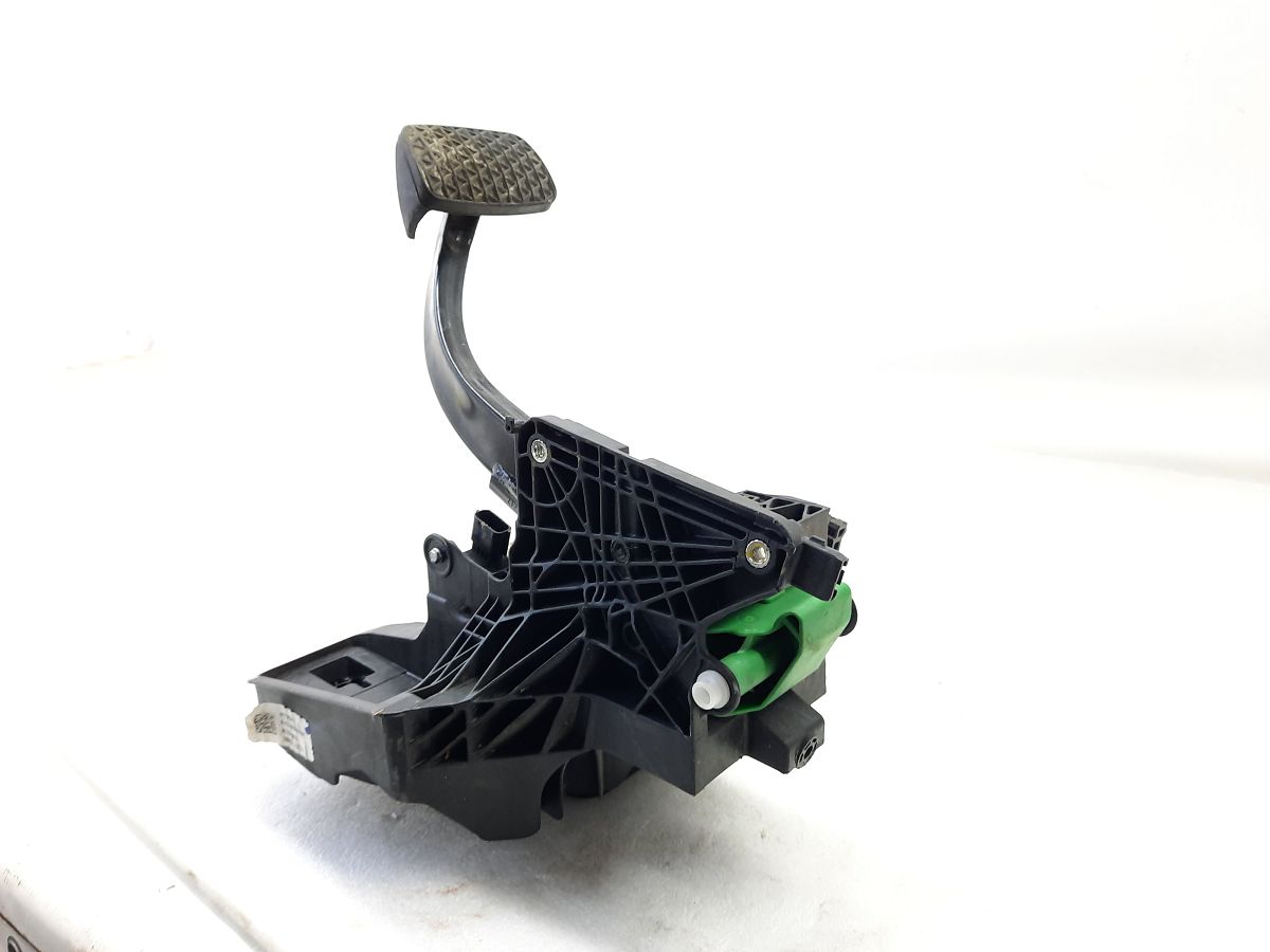 Malibu Педаль гальма Chevrolet Malibu 2018 84091163 Chevrolet Malibu 7