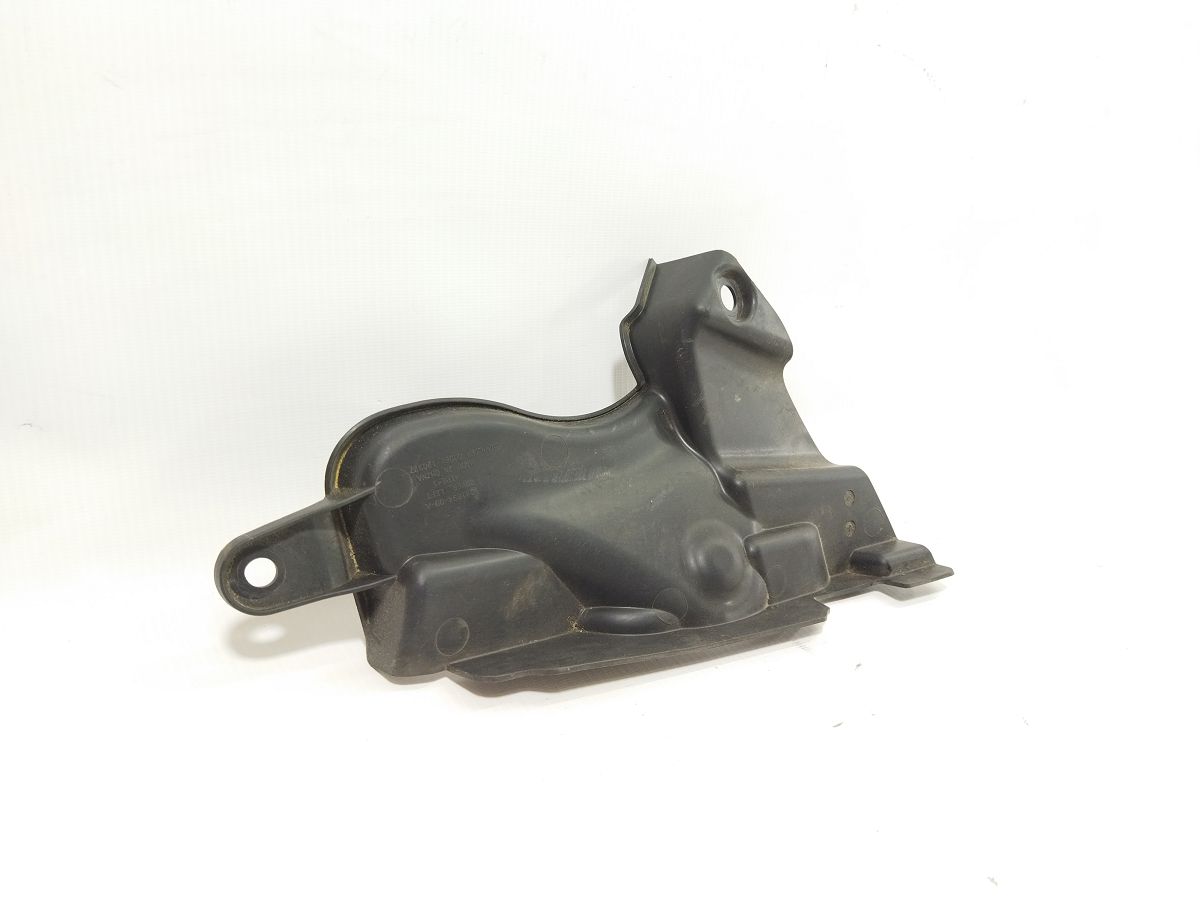 Model 3 Накладка стакана (резиновая) левая Tesla Model 3 2020-2024 108169400A Tesla Model 3 2