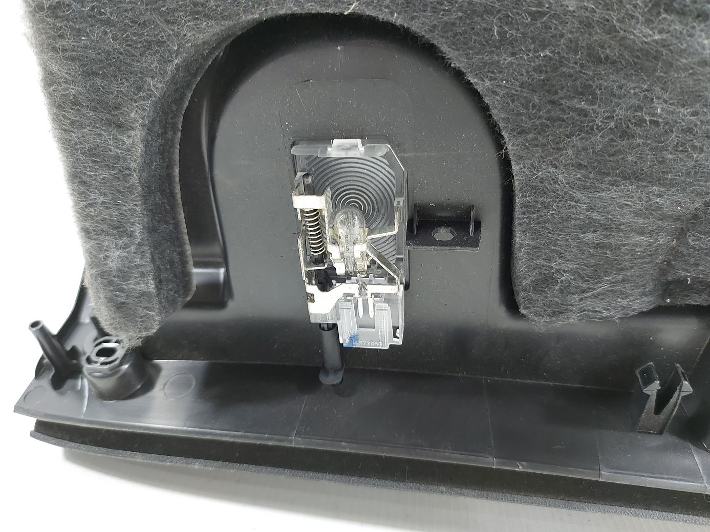 Regal Бардачок Buick Regal 2014-2016 23438258 Buick Regal 4