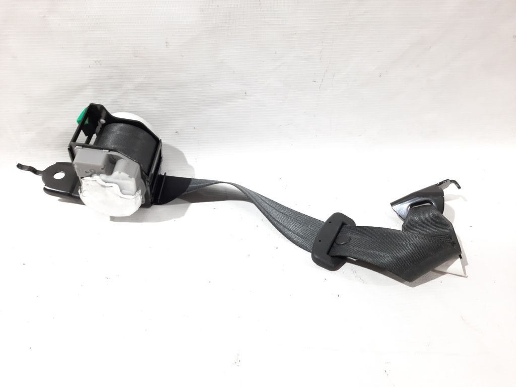 3 Ремінь безпеки задній правий Mazda 3 2017-2018 BHY157730B Mazda 3 2