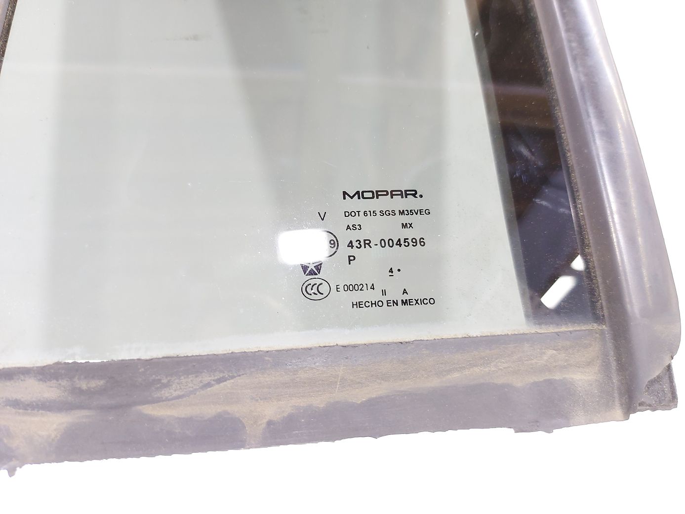 Patriot Стекло (форточка) двери задней левой Jeep Patriot 2007-2017 5067773AD Jeep Patriot 8