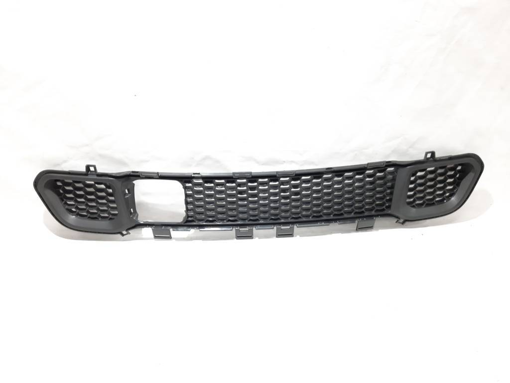  Решетка в бампер Jeep Cherokee `14-18 Jeep Cherokee 1