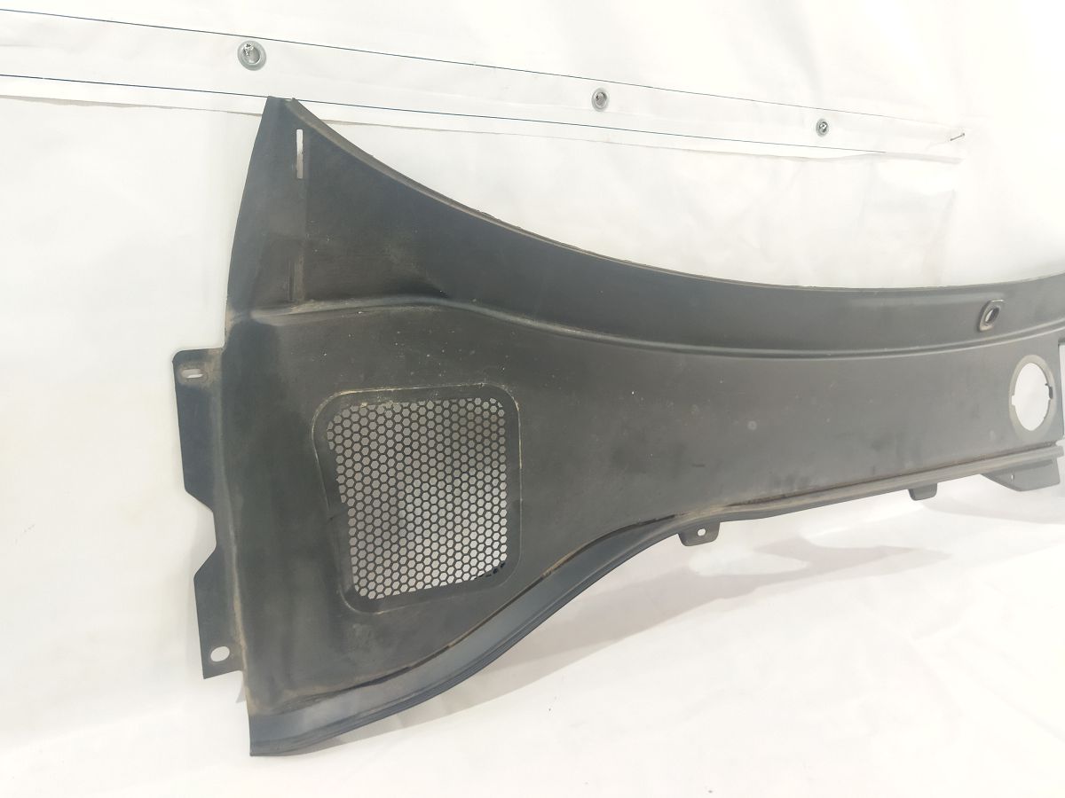 S60 Решетка дворников Volvo S60 2011-2018 31402672 Volvo S60 2