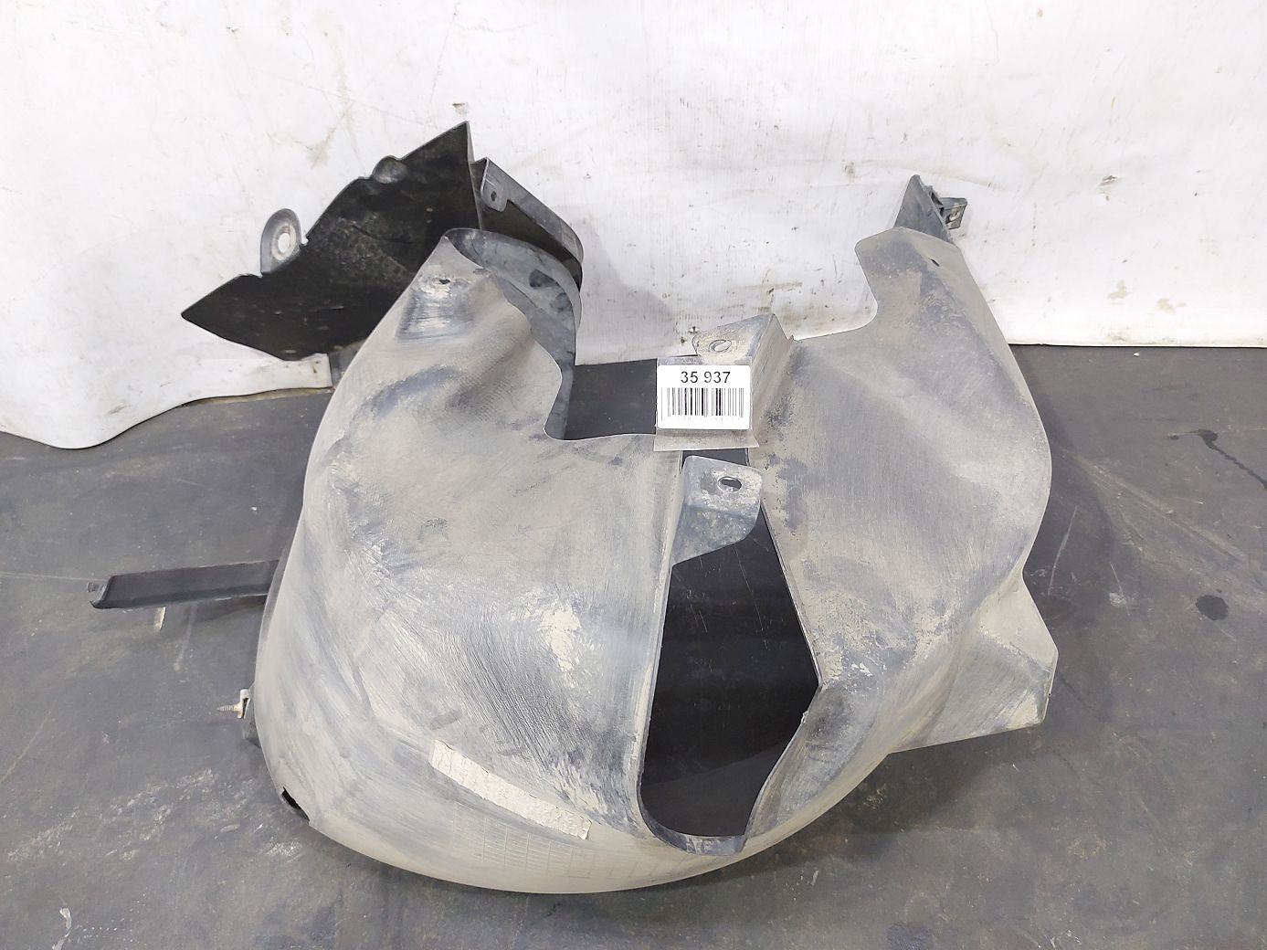 Dart Підкрилок задній правий Dodge Dart 2013-2019 68082836AG Dodge Dart 8