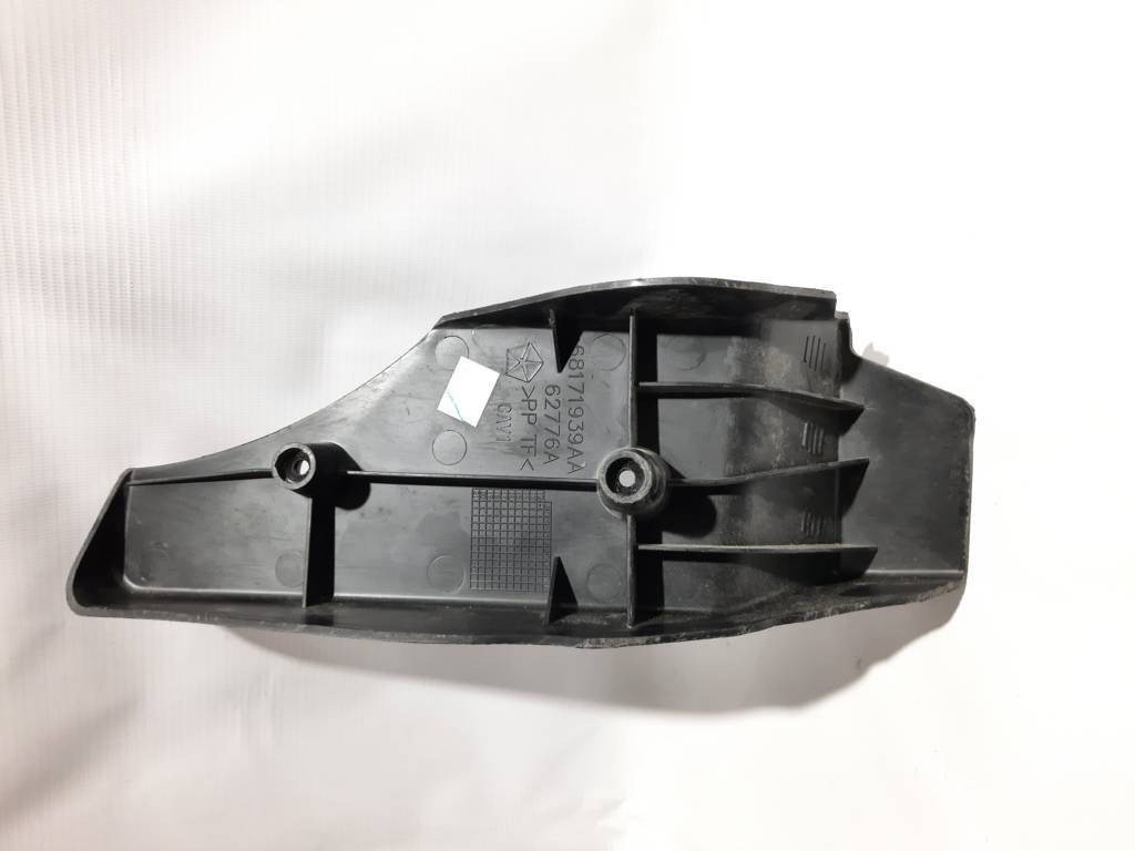 Dart Кронштейн накладки для отдыха ноги Dodge Dart 2013 68171939AA Dodge Dart 8 Dart Кронштейн накладки для отдыха ноги Dodge Dart 2013 68171939AA Dodge Dart 8