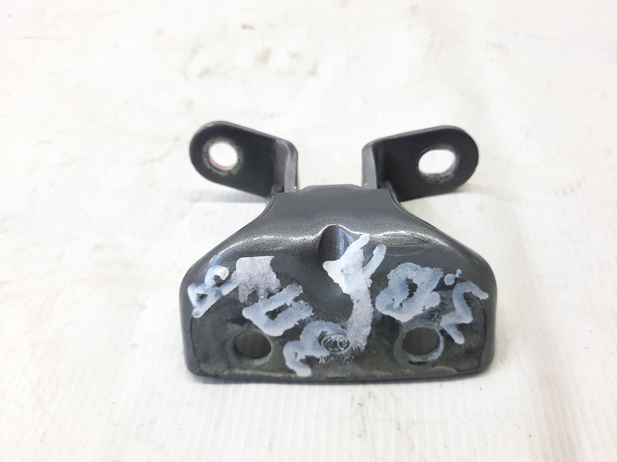 Elantra Петля двері задньої правої верхня Hyundai Elantra 2006-2021 794203K000 Hyundai Elantra 7