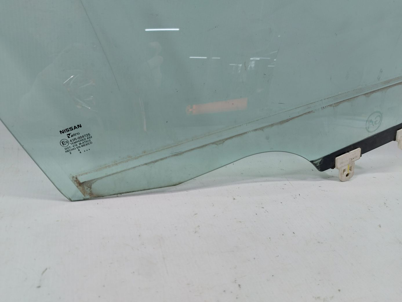 Sentra Скло дверей передньої правої Nissan Sentra 2013-2019 803009AM0A Nissan Sentra 3