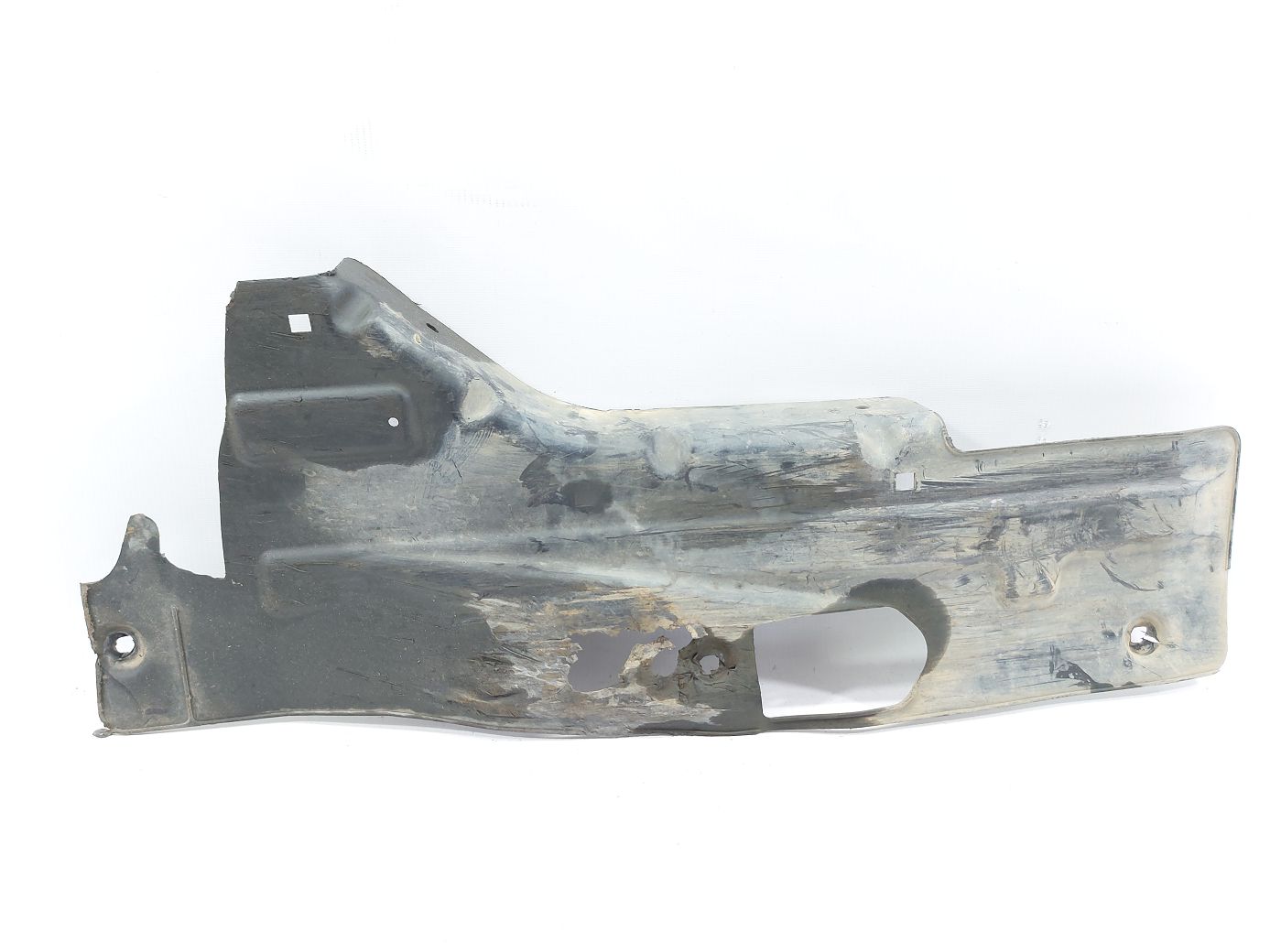 Regal Защита двигателя задняя левая Buick Regal 2014-2017 22998752 Buick Regal 2