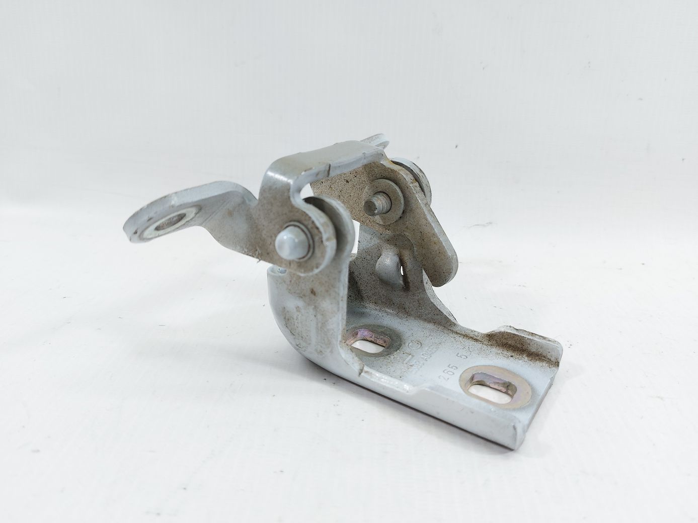 Regal. Петля двери передней левой верхняя Buick Regal 2011-2017 13281820 Buick Regal