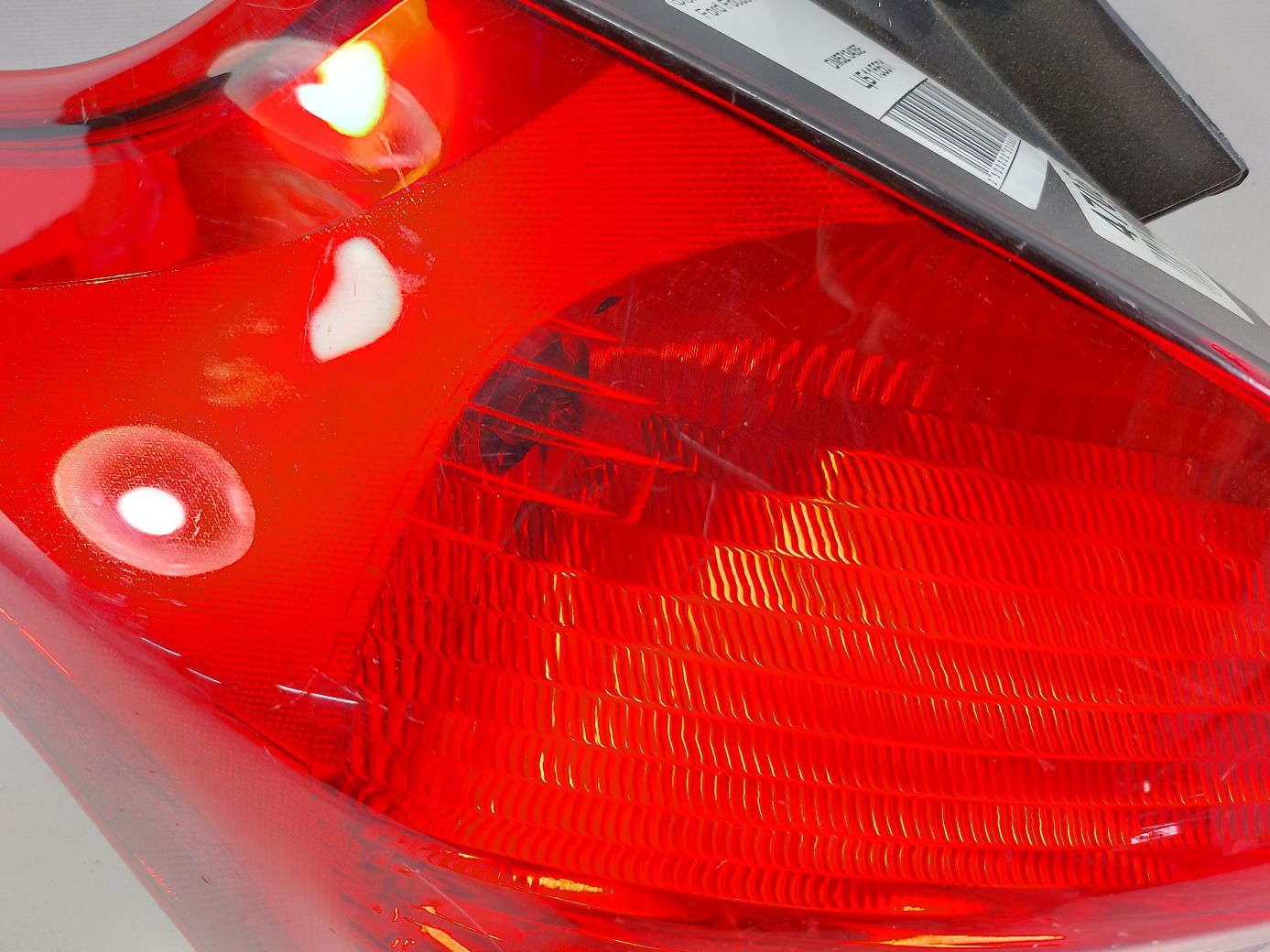 Товары с дефектами Фонарь задний левый (дефект) Ford Focus hbk 2011-2014 DM5Z13405E 4