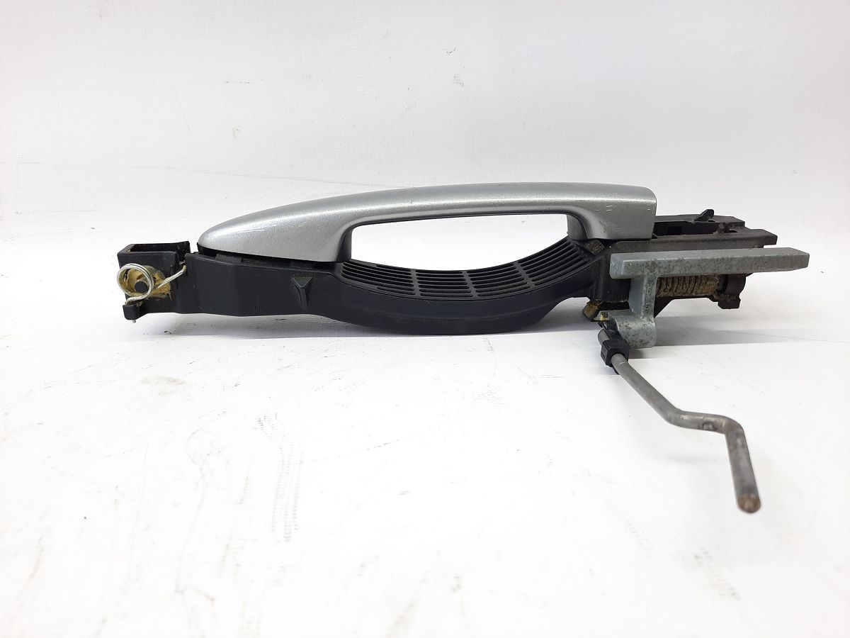 6. Ручка дверей задньої правої зовнішня Mazda 6 2014-2018 BJS75841X13 Mazda 6