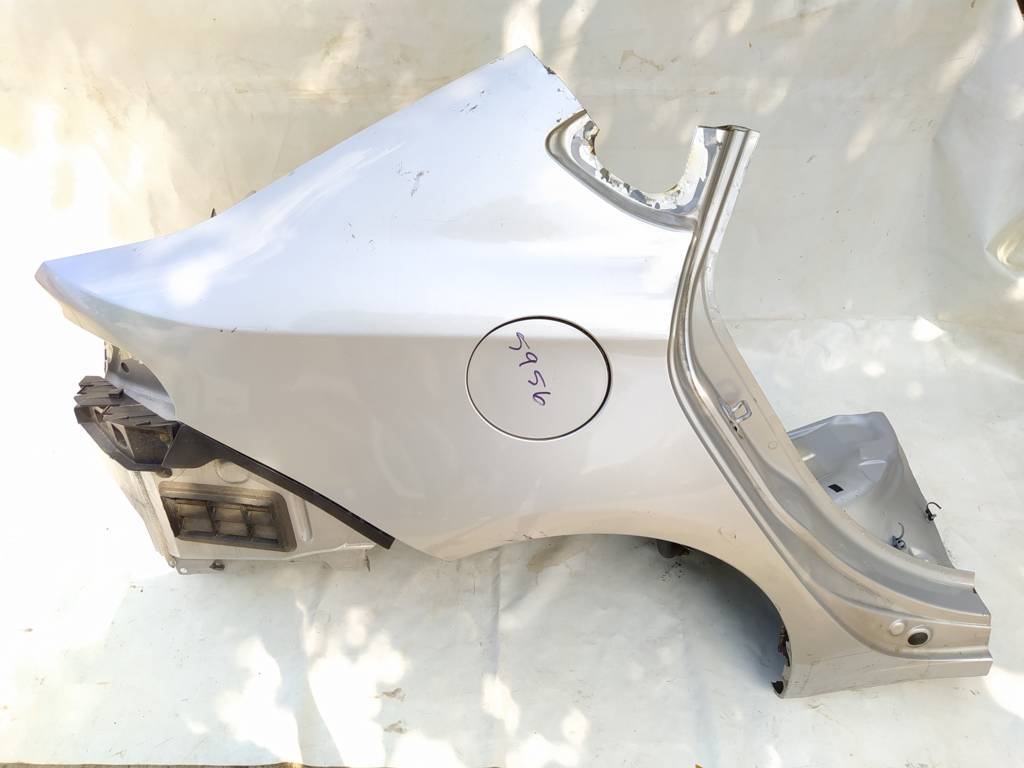 Dart Чверть задня права Dodge Dart 2013-2019 68158888AB Dodge Dart 10