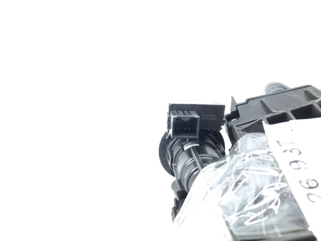 Focus Підручні перемикачі (гітара) Ford Focus 2013 DG9Z3F791DA Ford Focus 2 Focus Підручні перемикачі (гітара) Ford Focus 2013 DG9Z3F791DA Ford Focus 2