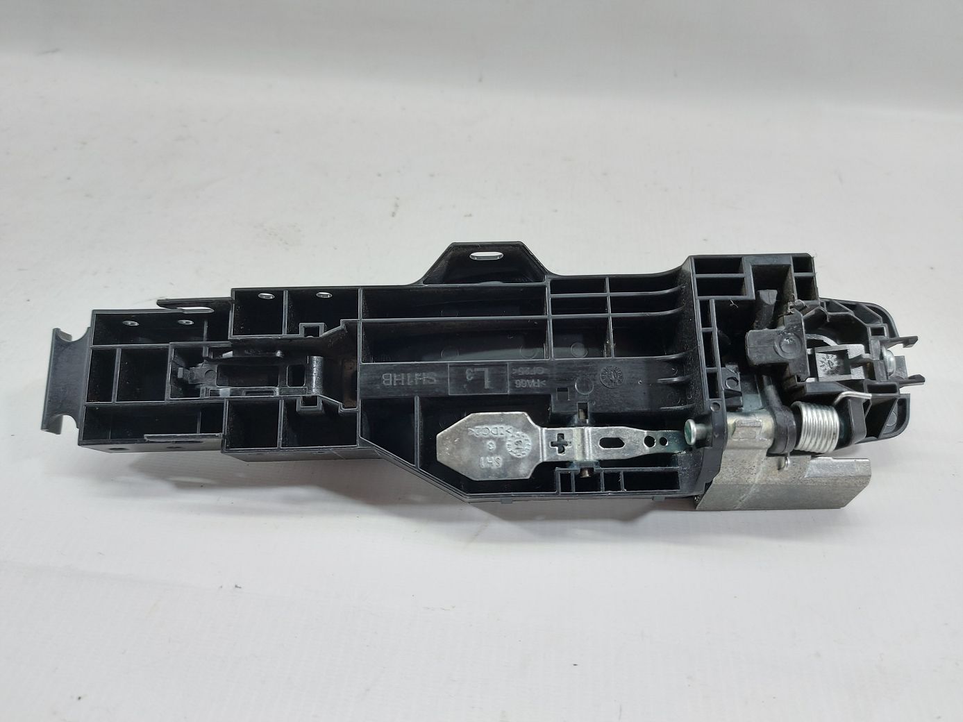 Versa note Ручка двери задней левой наружная (серая) Nissan Versa Note 2014-2019 826403WC1A Nissan Versa Note 4 Versa note Ручка двери задней левой наружная (серая) Nissan Versa Note 2014-2019 826403WC1A Nissan Versa Note 4