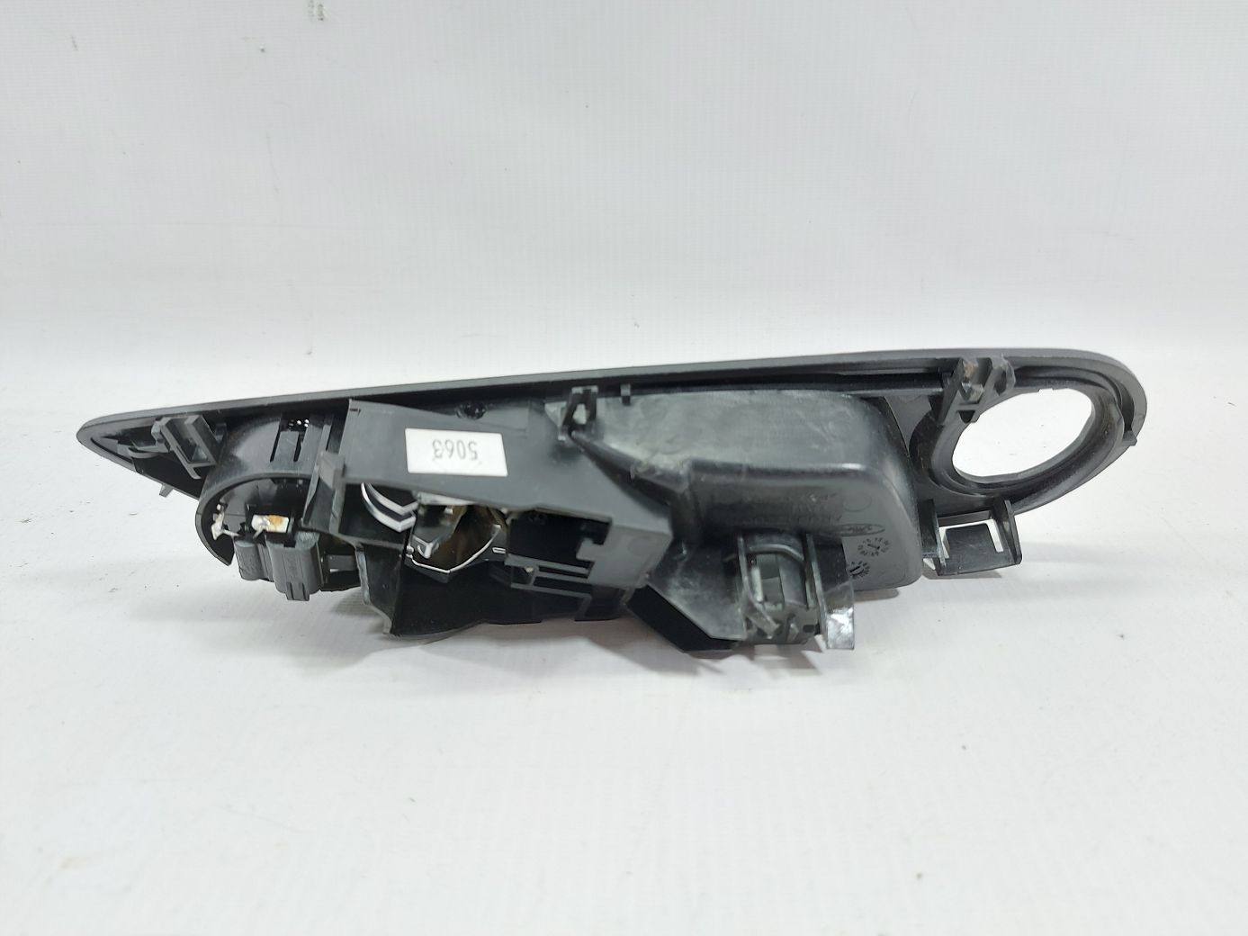 Focus Ручка дверей передньої лівої внутрішня Ford Focus 2012-2018 CV6Z5422601DA Ford Focus 3 Focus Ручка дверей передньої лівої внутрішня Ford Focus 2012-2018 CV6Z5422601DA Ford Focus 3