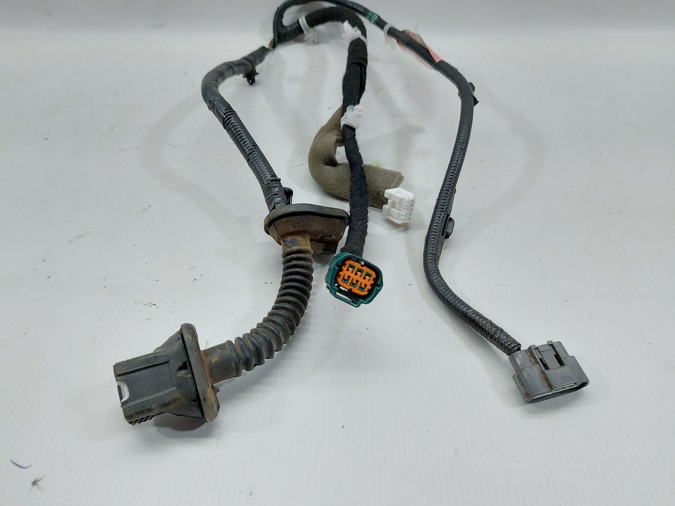 Sentra Проводка дверей задньої правої Nissan Sentra 2013-2019 241263SG0A Nissan Sentra 3