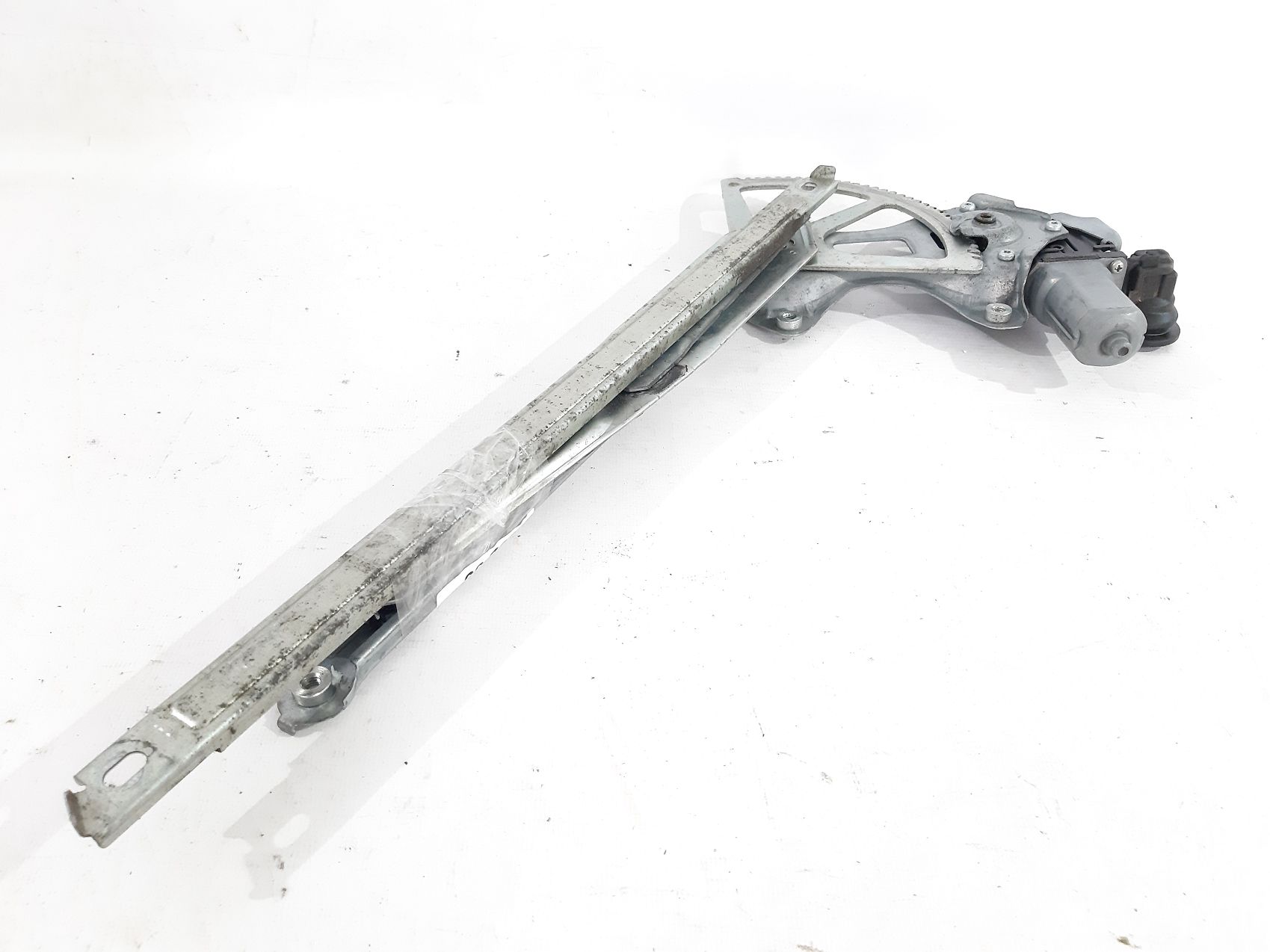 Prius v Стеклоподъемник двери задней\передней левой Toyota Prius V 2012-2017 6980221010 Toyota Prius V 3