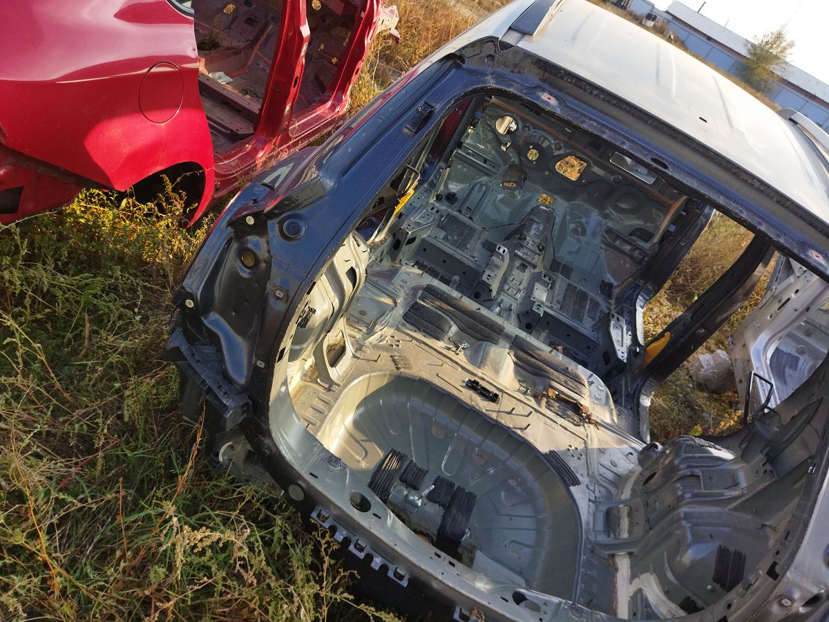 Trax Кузов голий (можна різати) Chevrolet Trax 2016-2021 42588384 Chevrolet Trax 16