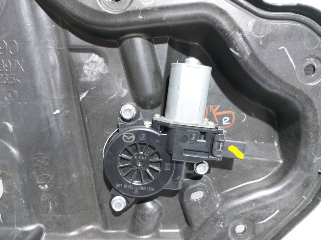 3 Стеклоподъёмник двери задней левой Mazda 3 2014-2018 BJS773590A Mazda 3 5