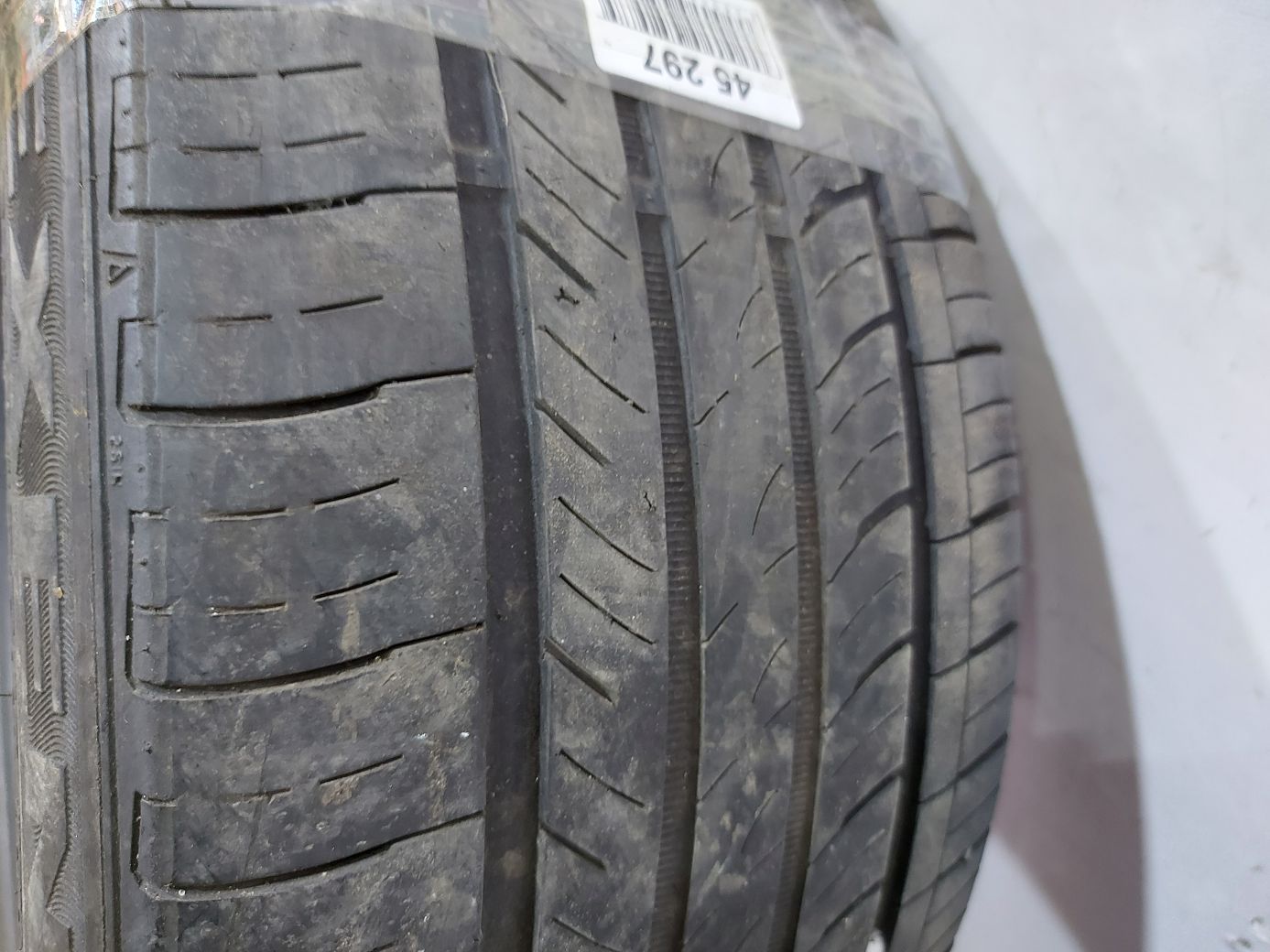  Гума NEXEN N5000 plus 245/45R18 100V 4