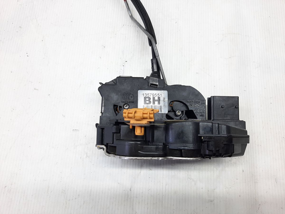 Equinox Замок дверей задньої лівої Chevrolet Equinox 2010-2015 13579551 Chevrolet Equinox 5