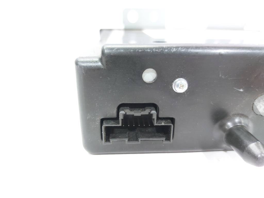 Regal Дисковод CD Buick Regal 2014 13590746 Buick Regal 4