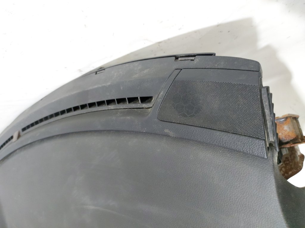 Passat s Торпеда Volkswagen Passat S 2012-2015 561857003L81X Volkswagen Passat S 35