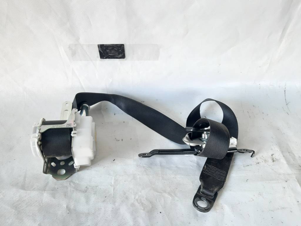 Camry Ремінь безпеки передній правий Toyota Camry 2015-2017 7321006342C0 Toyota Camry 1