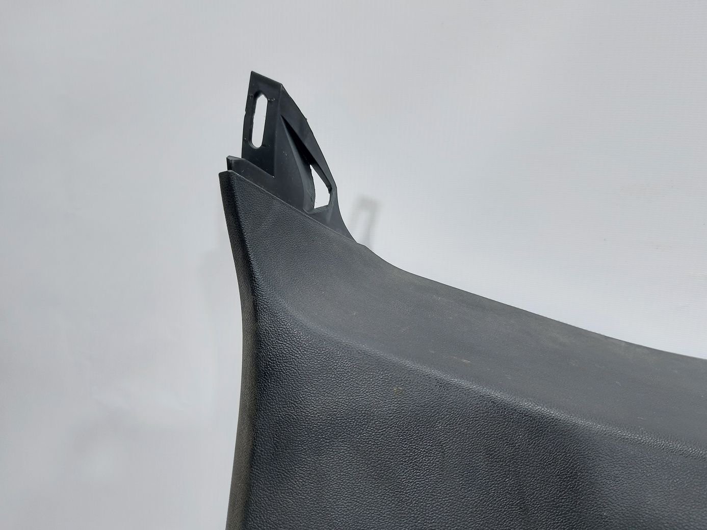 Journey Обшивка крышки багажника нижняя Dodge Journey 2011-2020 1BE54DX9AE Dodge Journey 4