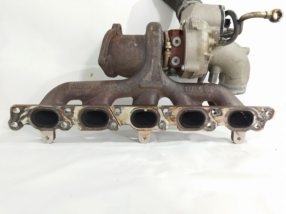 S60 Турбина Volvo S60 2012-2016 36050044 Volvo S60 10
