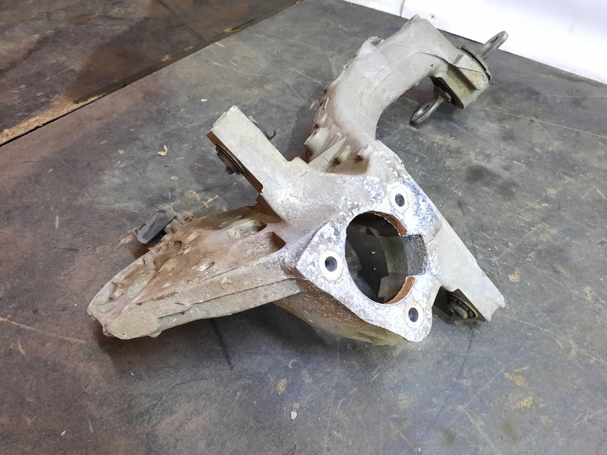 Dart Поворотний кулак задній лівий Dodge Dart 2013-2014 68080587AE Dodge Dart 8