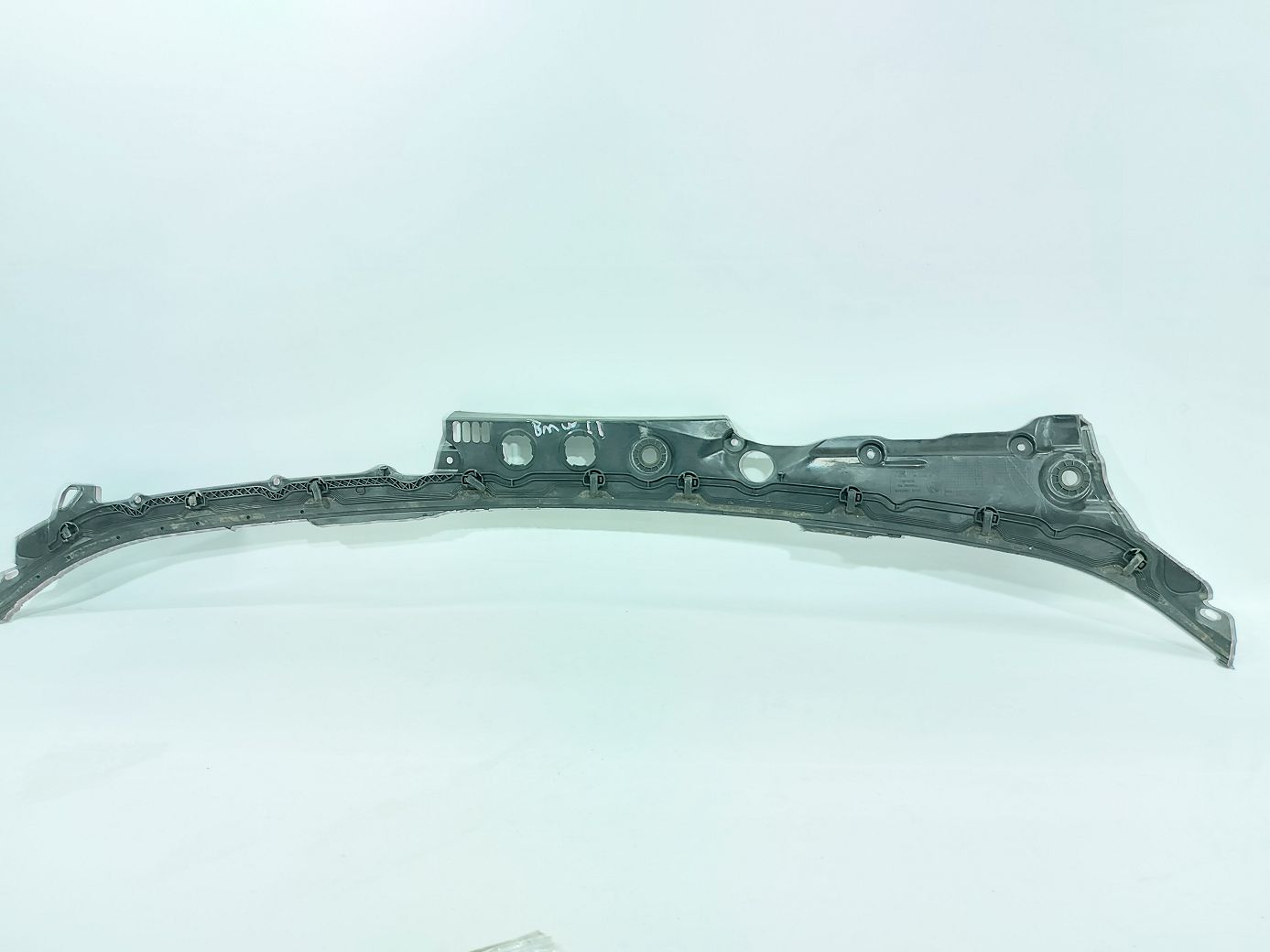 5 series Водосток под лобовое стекло BMW 5 series 2011-2016 51717203124 BMW 5 series 6