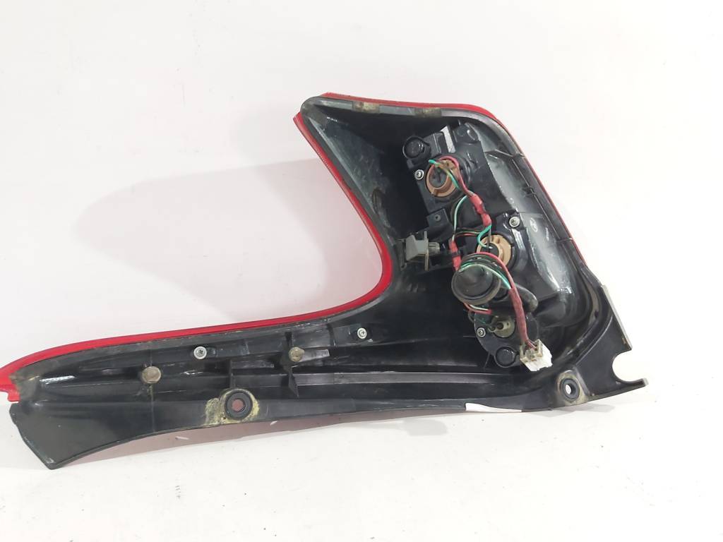 Товари з дефектами Ліхтар задній лівий скол Nissan Juke 2011-2015 265551KM0A Nissan Juke 5