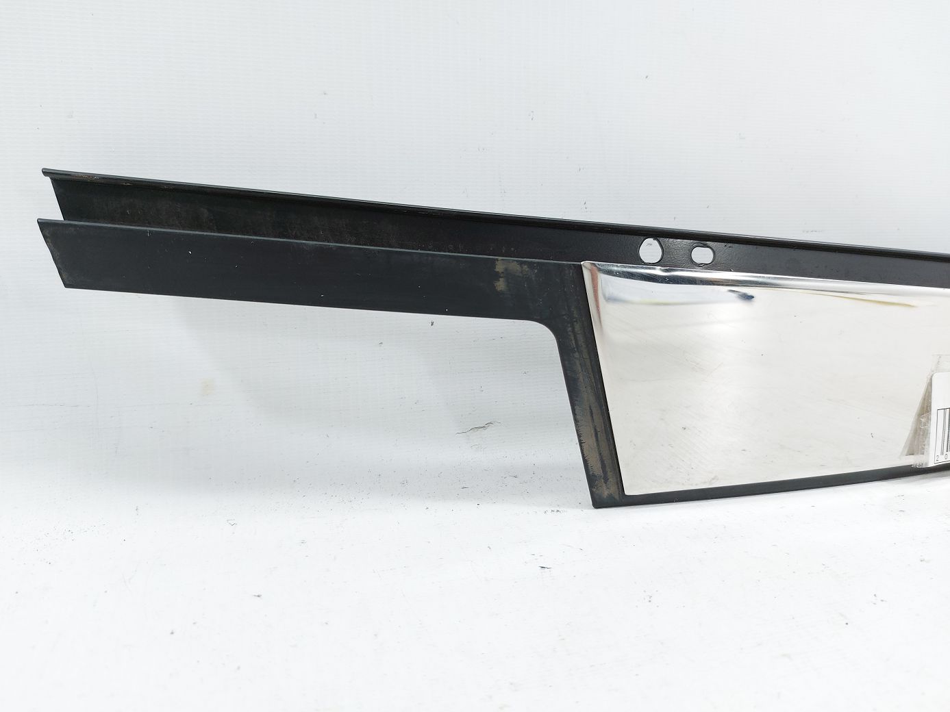 7 series Накладка стойки двери передней левой BMW 7 2009-2015 51337177951 BMW 7 2