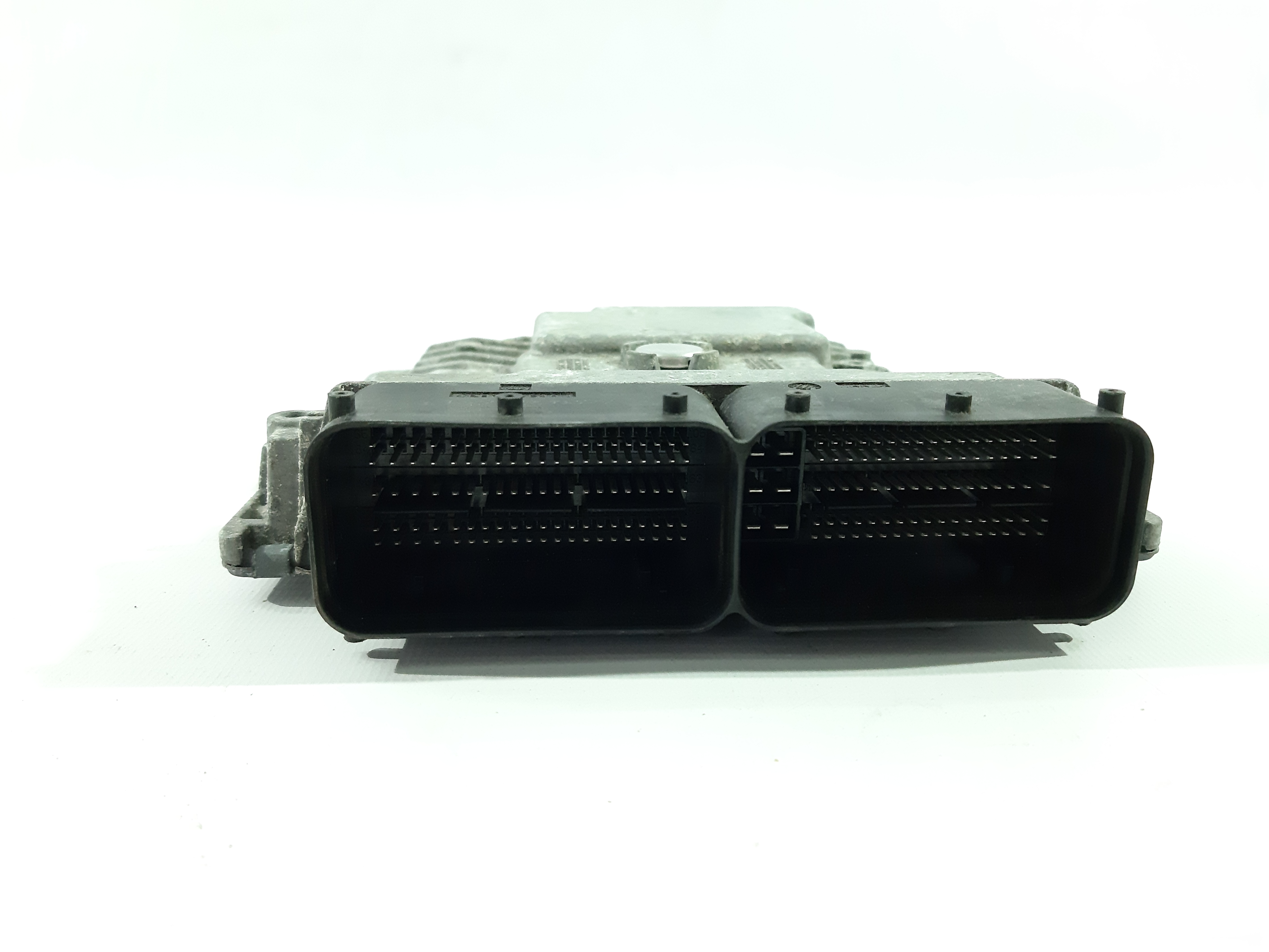 Passat s. Модуль керування двигуном Volkswagen Passat 2014-2015 06K906070J Volkswagen Passat Passat s. Модуль керування двигуном Volkswagen Passat 2014-2015 06K906070J Volkswagen Passat