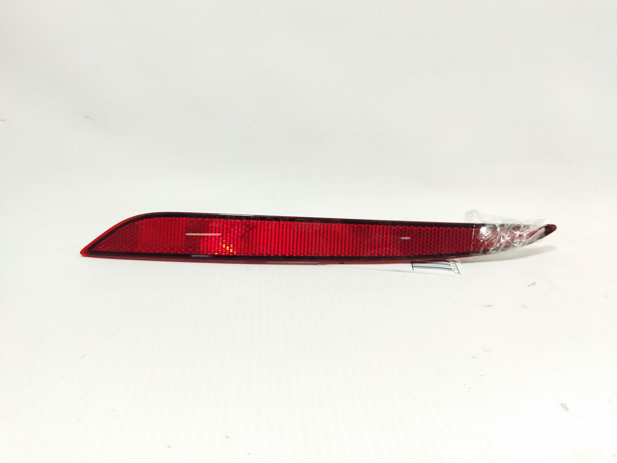 Model 3 Катафот заднього бампера лівий Tesla Model 3 2020-2024 107740600F Tesla Model 3 1