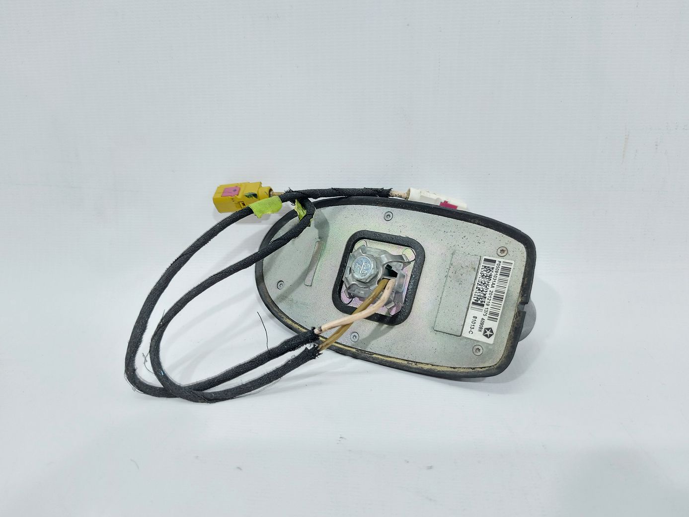 Dart Підстава антени (плавник) Dodge Dart 2013-2016 5091973AC Dodge Dart 7