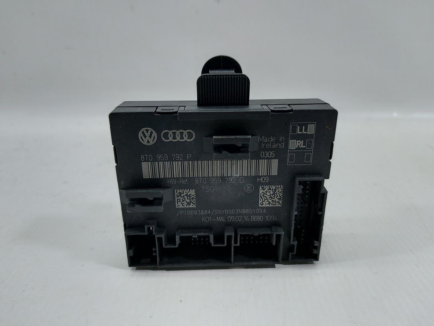 A4 Блок управления двери передней правой Audi A4 2013-2016 8T0959792P Audi A4 2