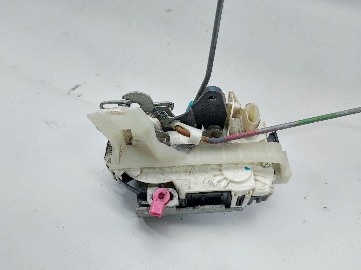 Compass Замок двери задней левой Jeep Compass 2011-2017 68068353AC Jeep Compass 3