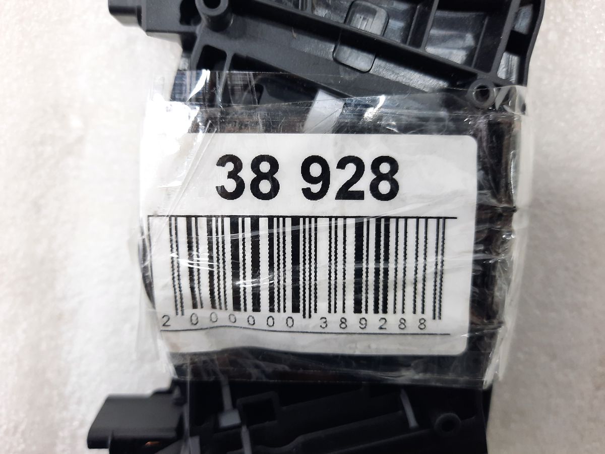 Camry Подрулевые переключатели (гитара) Toyota Camry 2012-2017 8414006510 Toyota Camry 6
