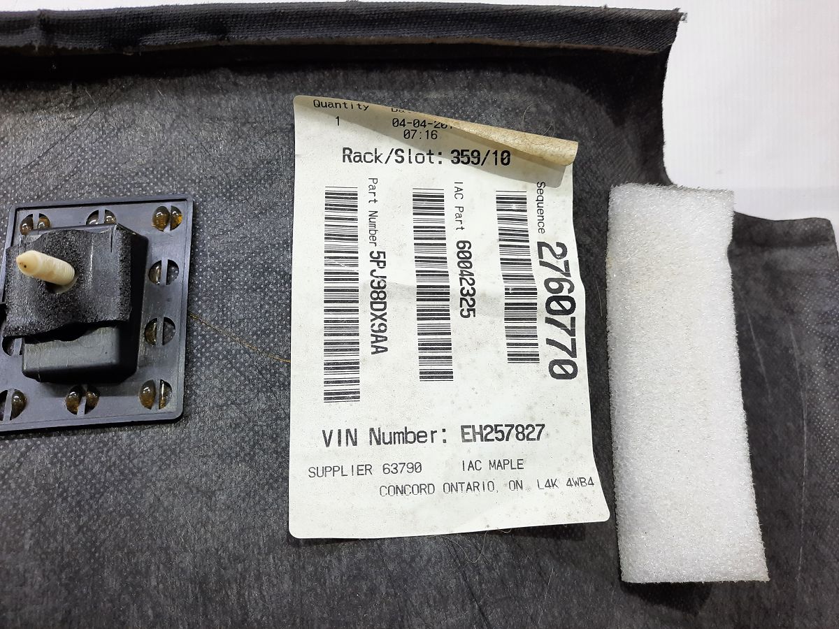 Charger Обшивка даху (стеля) Dodge Charger 2011-2014 1UV31DX9AB Dodge Charger 13