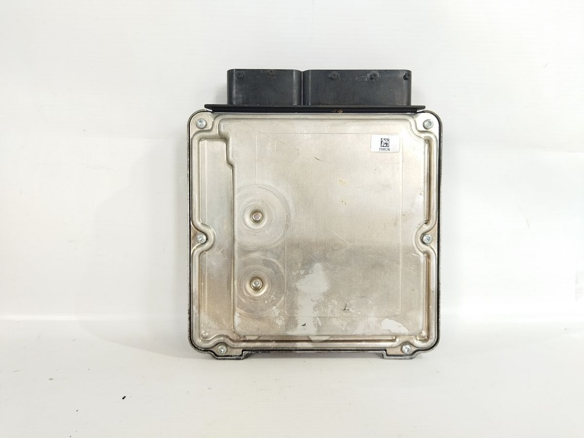 A4 Блок управления двигателем Audi A4 2013-2016 8K5907115K Audi A4 5