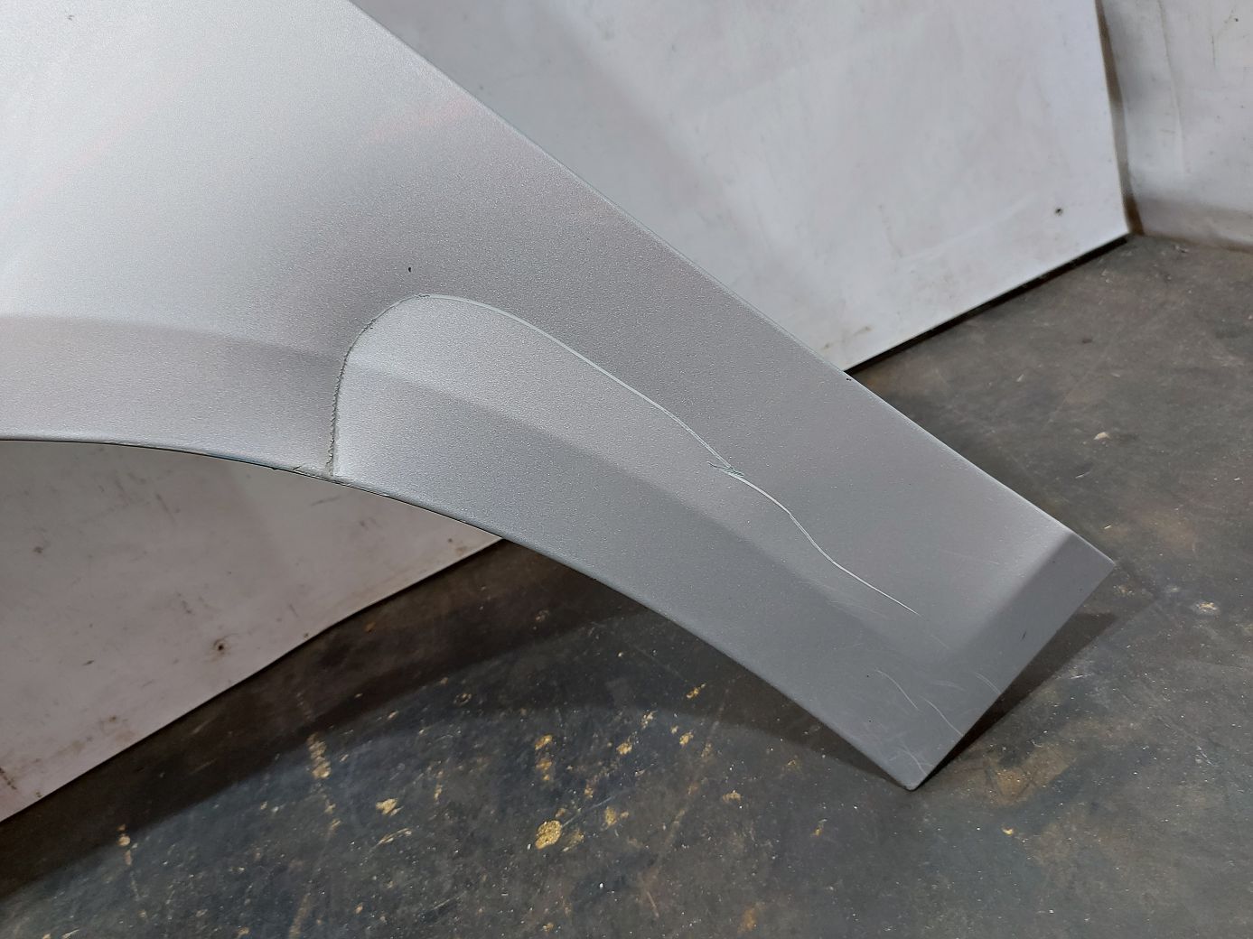 Malibu Крыло переднее левое Chevrolet Malibu 2013-2015 22899770 Chevrolet Malibu 3