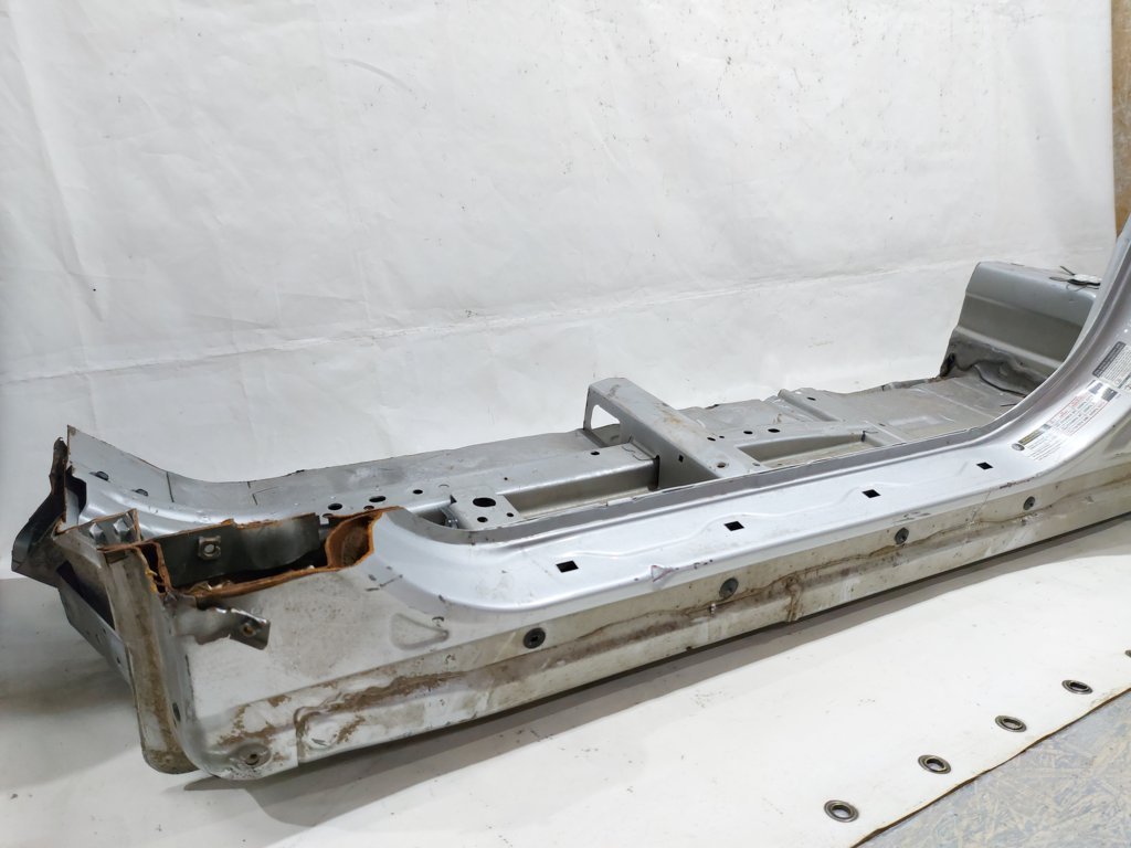 Altima Металевий поріг лівий Nissan Altima 2013-2015 G64253TAMA Nissan Altima 6